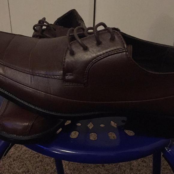 Dress shoes - Picture 3 of 4